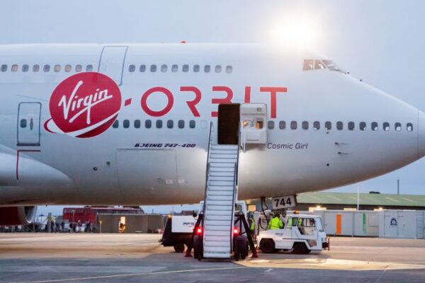 Virgin Boeing 747 to launch rocket into space